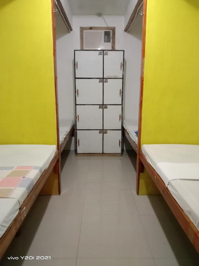 One Hostel - Эль-Нидо Экстерьер фото