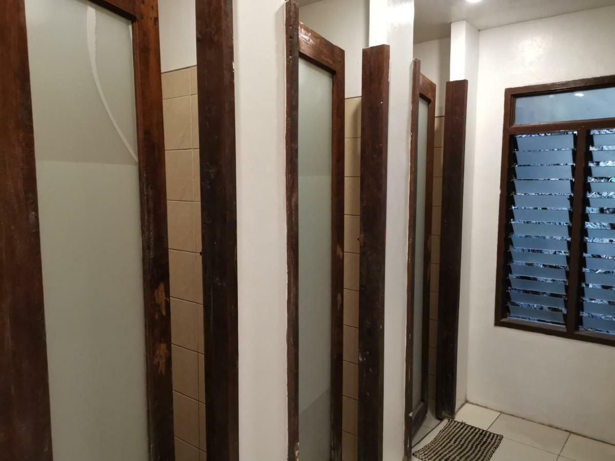 One Hostel - Эль-Нидо Экстерьер фото