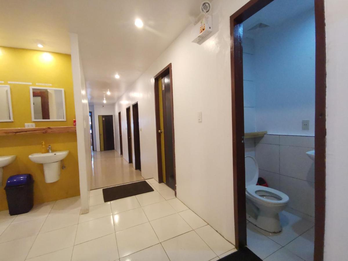 One Hostel - Эль-Нидо Экстерьер фото